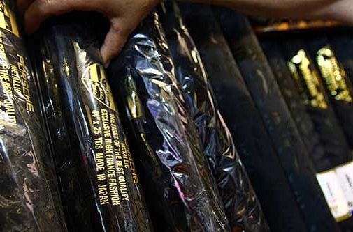 95 درصد پارچه مشکی وارداتی است