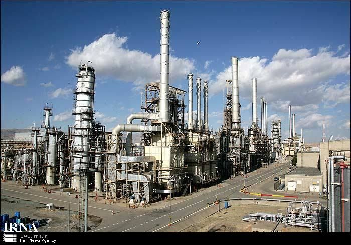 بزرگترین تولید کننده بنزین ایران تعطیل شد، منتظر واردات بنزین باشیم