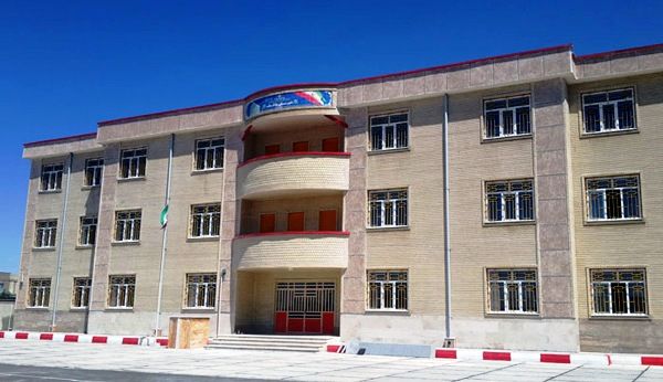 دبیرستان بانک ملت در شهرستان سنقر استان کرمانشاه بهره برداری شد