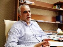 وزیر رفاه دولت نهم: مشکلات اقتصاد با بسته حل و فصل نمی‌شود