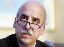 عبده تبریزی: قانون مالیات بر خانههای خالی از ابتدای سال 95 اجرا میشود