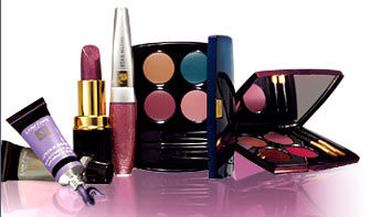 عضو اتاق بازرگانی: لوازم آرایشی خارجی سرطان‌زاست!