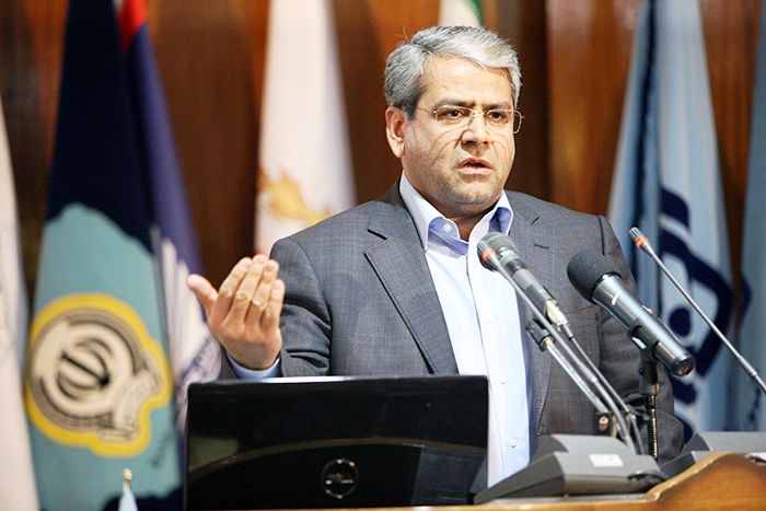 رئیس جدید سازمان امور مالیاتی: باید از سیاست زدگی در نظام مالیاتی پرهیز شود