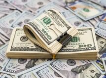 قیمت دلار  امروز شنبه ۸ آذر ۱۴۰۴ + جدول