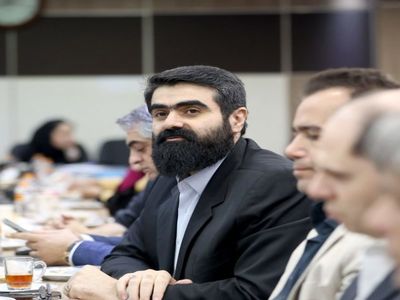 توان مردم برای خرید محصولات رایانه‌ای جدید کاهش یافته و تقاضای تعمیر بیشتر شده