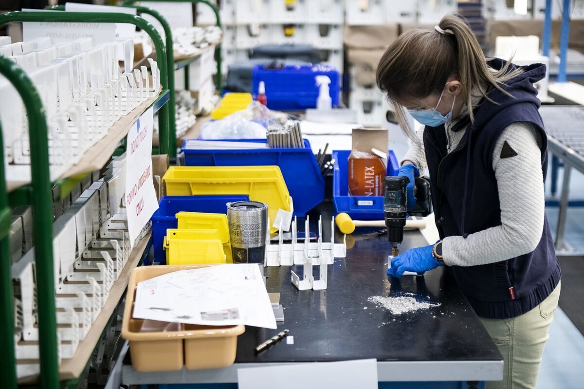 افت اشتغال در بزرگترین اقتصاد جهان؛ ضربه تازه به کارنامه بایدن