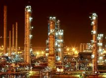 سرمایه‌گذاری 90 میلیارد دلاری در پتروشیمی ایران