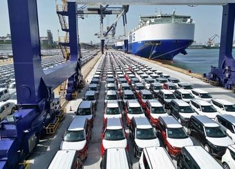 حذف مانعی زائد در مسیر واردات خودرو/ تسهیل واردات به نفع مردم و ارتقای تولید داخلی است
