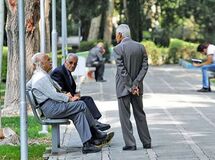 میانگین سن بازنشستگی رسما اعلام شد/ تعداد حقوق‌بگیران تغییر کرد + جزییات
