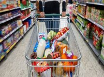 کالاهای اساسی گران نمی‌شوند؛ سامانه ۱۲۴ در خط مقدم نظارت