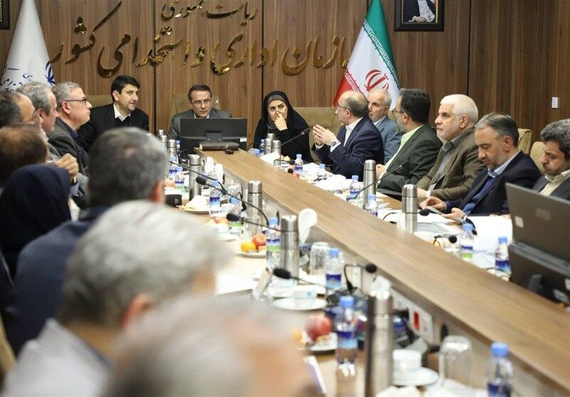 برگزاری جلسه شورای حقوق و دستمزد با حضور 4 وزیر
