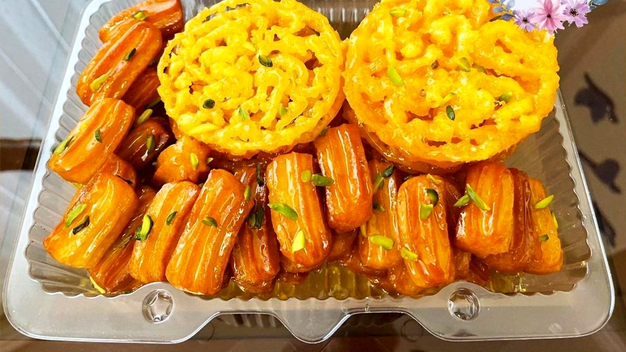 قیمت زولبیا و بامیه سرسام‌آور شد/ مقایسه قیمت در یک دهه اخیر از کیلویی ۱۰ هزار تومان تا نیم میلیون تومان!
