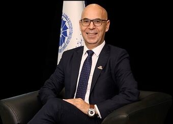 به اندازه مصرف ۶۰۰ میلیون نفر محصولات آرایشی بهداشتی در انبار داریم