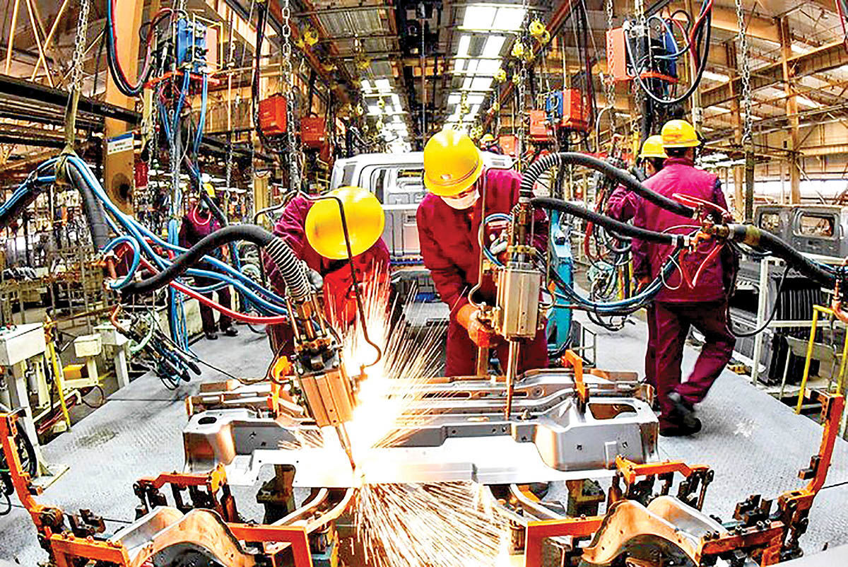 صنعت ایران در چرخه رکودی گرفتار است