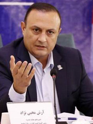 خودروسازان ۱۳۰ هزار میلیارد تومان آینده‌فروشی کرده‌اند