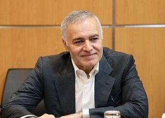 نمی‌شود ناگهانی و یک‌شبه قیمت بنزین را اصلاح کرد
