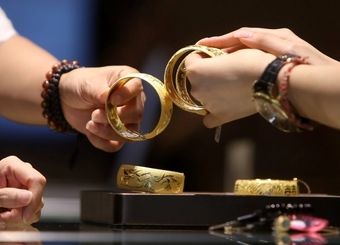 رییس سابق اتحادیه طلا هشدار داد: خریدوفروش طلا تا اطلاع ثانوی ممنوع!
