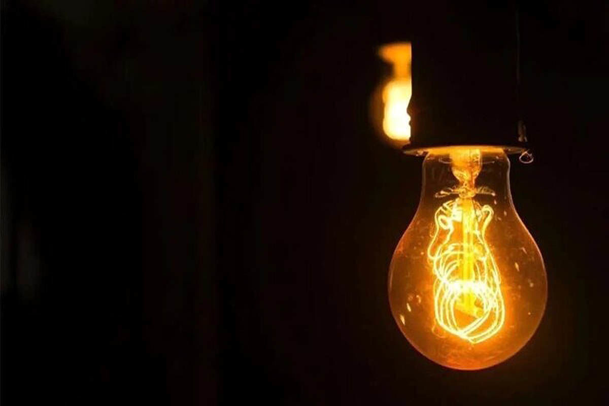 نیروگاه‌های حرارتی با آمادگی ۹۸ درصدی در حال بهره برداری هستند