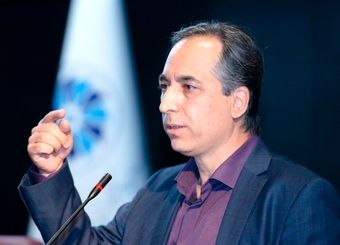 قیمت هر شانه تخم مرغ به ۲۵۰ هزارتومان رسید/کمبودی در عرضه تخم مرغ نداریم
