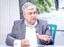 بزرگترین شکاف فرونشستی ایران در نیشابور است که در آن بزرگترین کارخانه فولاد شرق کشور را تاسیس کردند!