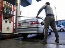 بنزین سه‌نرخی از امروز؛ هر خودرو چقدر سهمیه دارد؟
