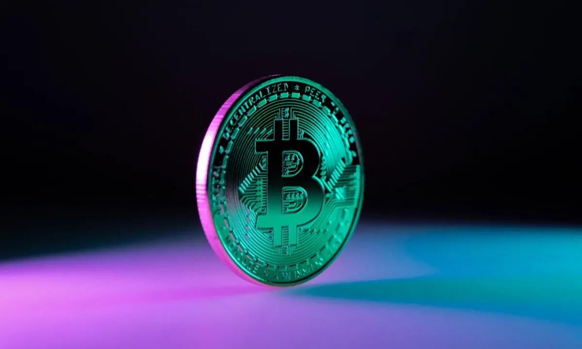 ورود غیرمستقیم غول سرمایه گذاری آمریکا به بیت‌کوین

