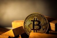 پرسودترین و پرضررترین رمزارزهای امروز دوشنبه ۳ شهریور ۱۴۰۴
