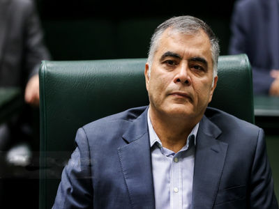 پاک‌نژاد: راه فروش نفت در محدودیت‌ها را می‌دانیم

