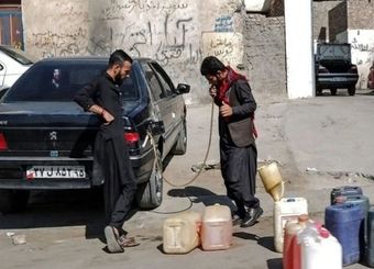 یک دبه ۲۰ لیتری بنزین ۶۰۰ هزار تومان شد
