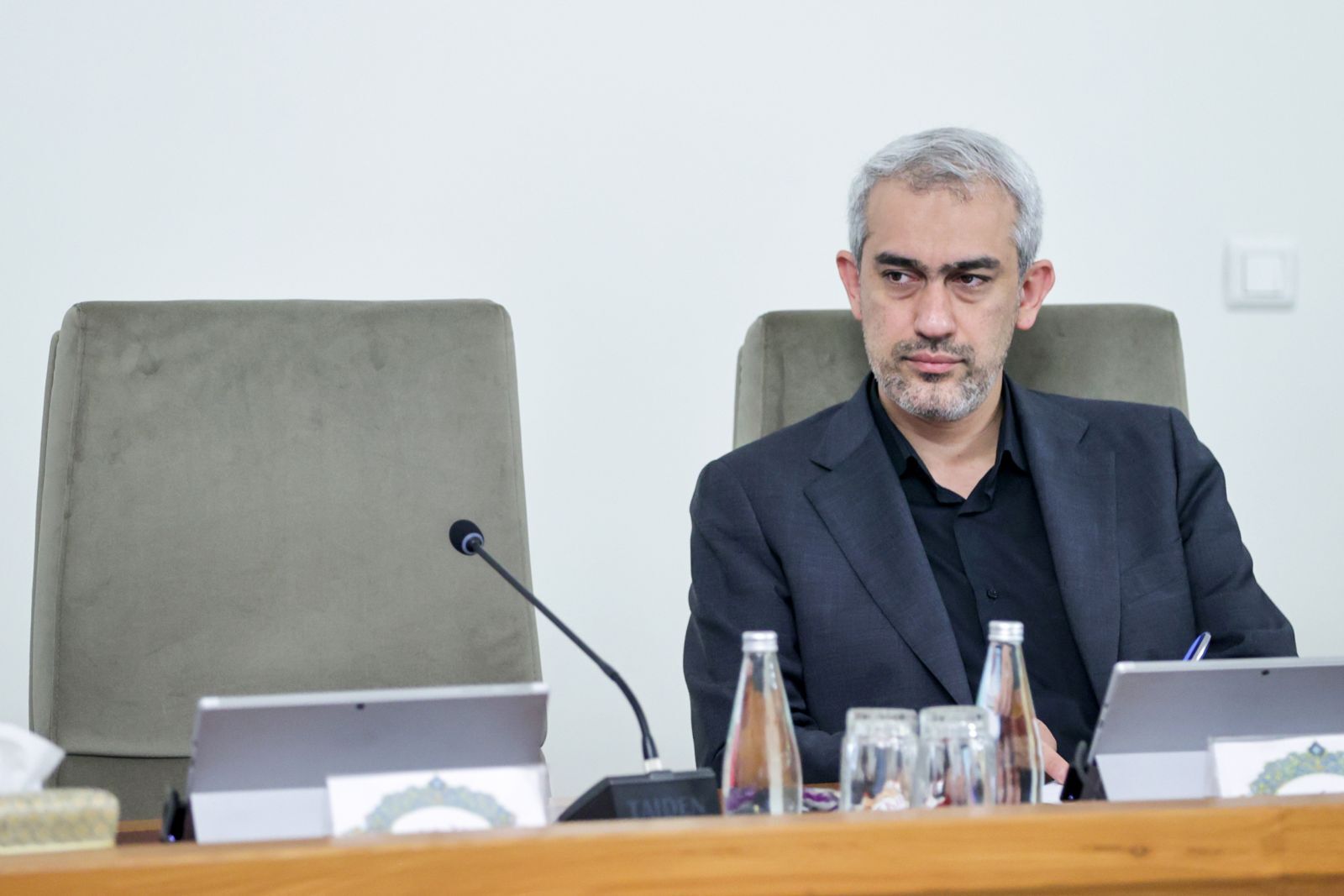توقف واگذاری سهام عدالت تا تصمیم نهایی دولت، مجلس و سران قوا