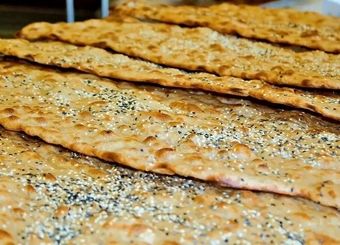 عدم تخصیص آرد یارانه‌ای به این نانوایی‌ها/ گرانی نان در راه است؟
