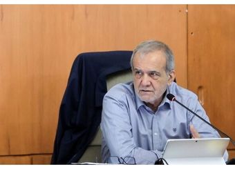 پزشکیان: ماهانه ۸ میلیون تومان به هر باک بنزین یارانه می‌دهیم 