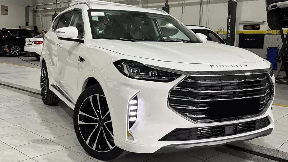 آخرین قیمت محصولات بهمن موتور امروز، جمعه 15 خردادماه