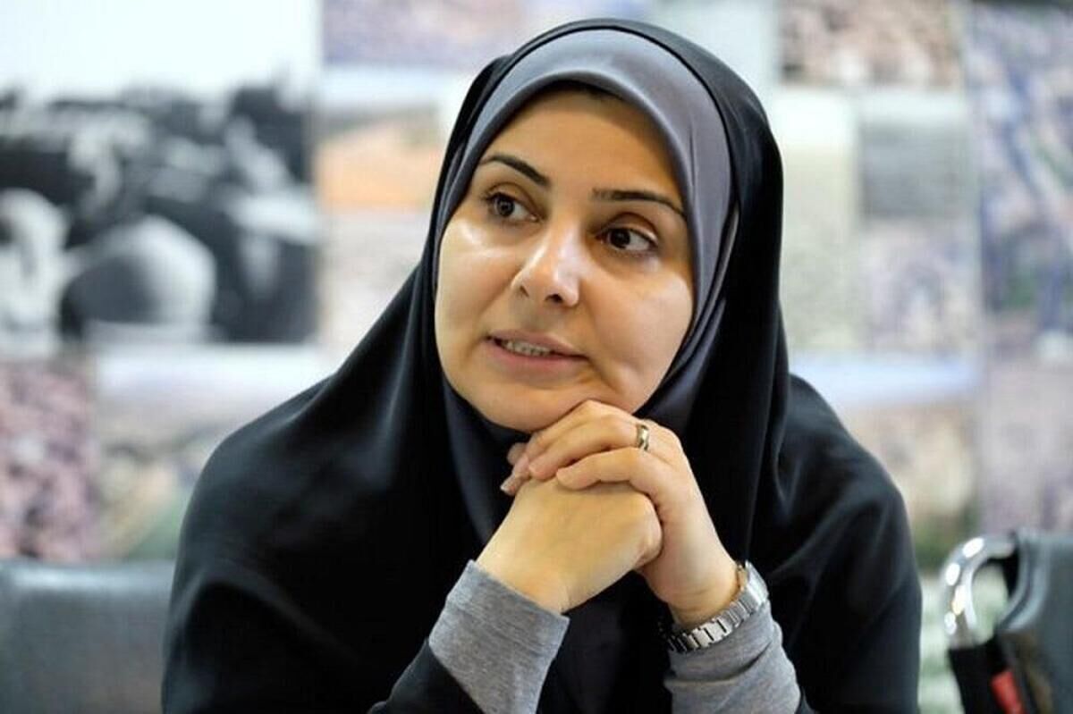 وزیر راه و شهرسازی: ۴ هزار کامیون در حال تخلیه کالاهای اساسی از بنادر هستند
