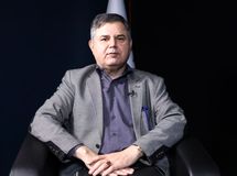 ضربه اتمی به اقتصاد آمریکا با معامله نفت به یوان
