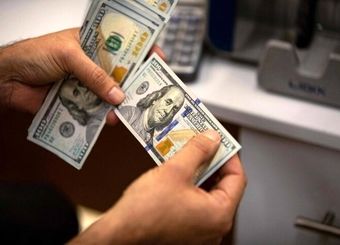 قیمت دلار اسکناسی بانک مرکزی بار دیگر به کانال ۷۱ هزار تومان بازگشت
